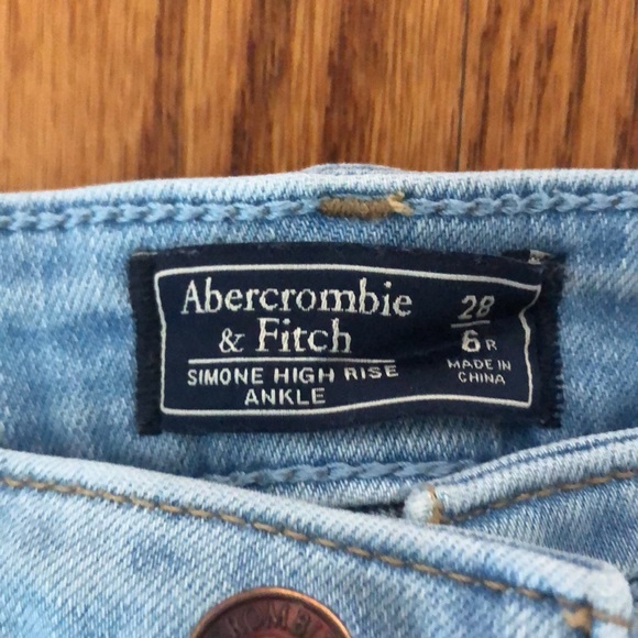 Abercrombie and Fitch Simone High Rise Ankle - Picture 2 of 2